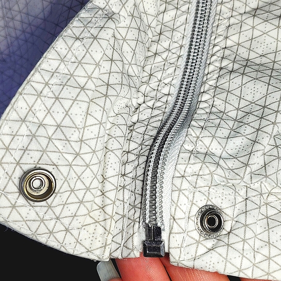 Bench Lightweight Cotton Windbreaker w/ Hidden Hood. White w/ Grey Geo Pattern. - Picture 3 of 14